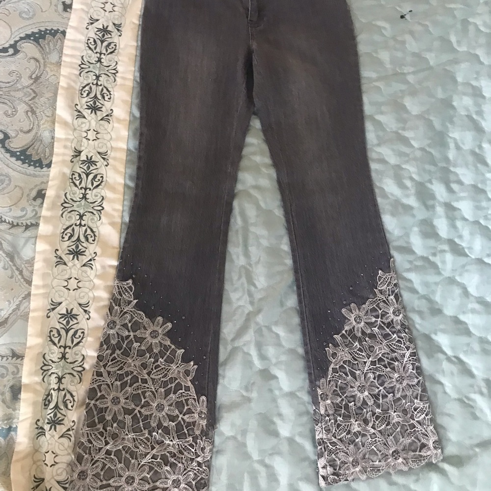 Azi Embellished Jeans